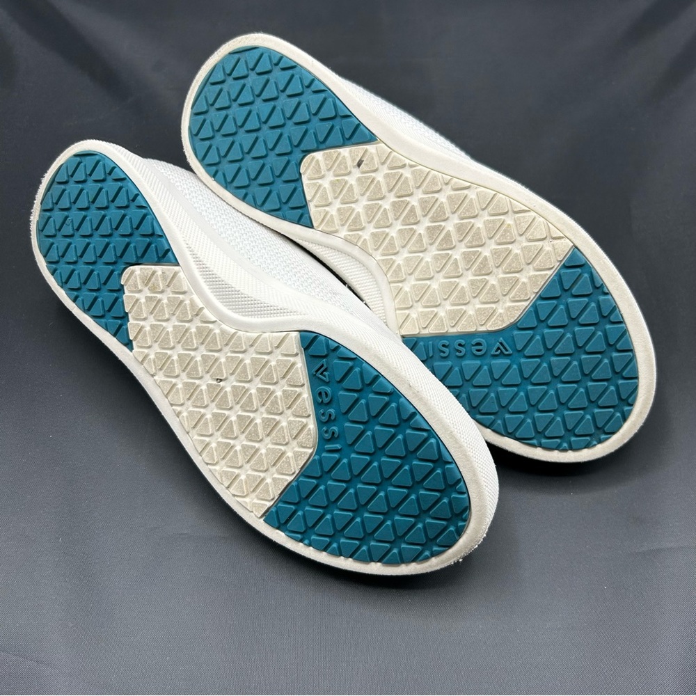 Vessi Weekend Sneaker - Picture 6 of 8